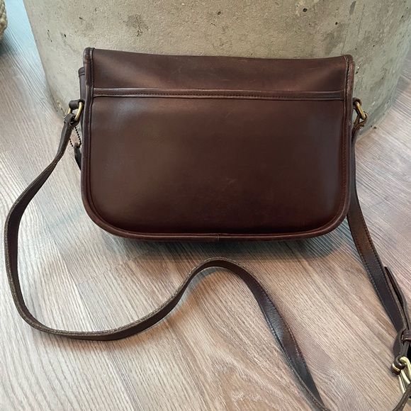 Vintage Coach City Bag Mahogany Flap Crossbody 9790 - Picture 3 of 12